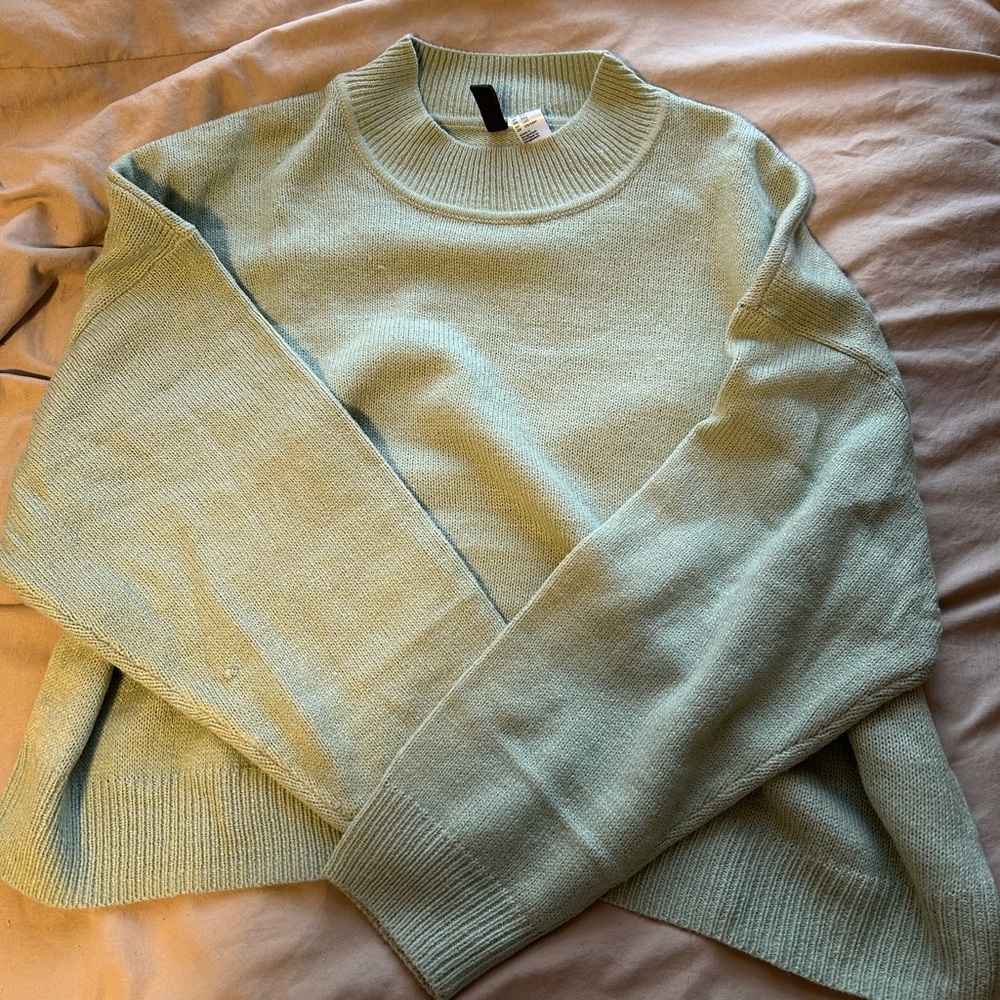 H&M Sweater
